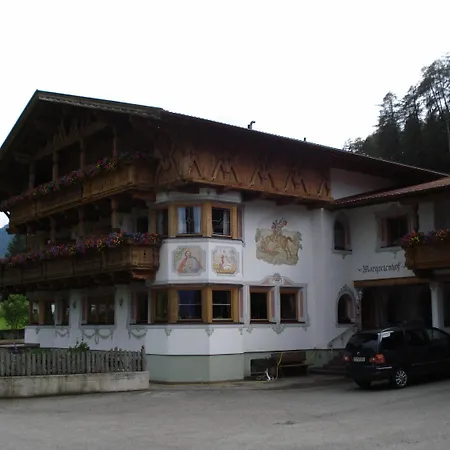 Guest house Margretenhof 3*