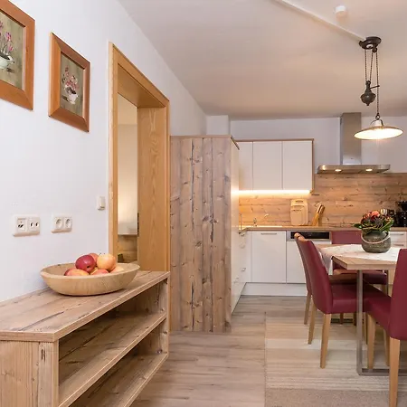 Guest house Margretenhof 3*