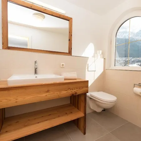 Πανσιόν Margretenhof 3*