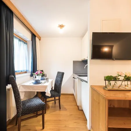 Margretenhof 3*